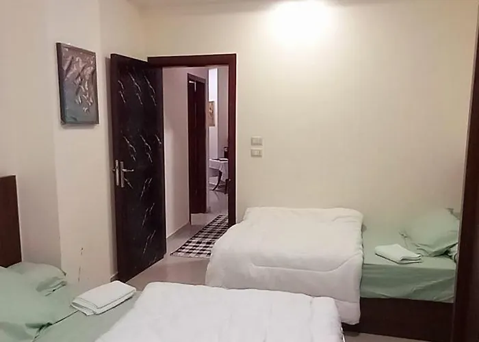 Apartmanhotel Manta Seaview In Gurdaka